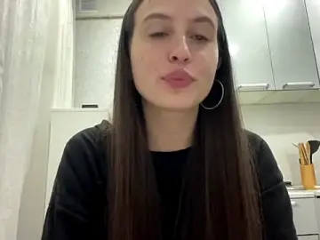 NanTrias  live sex cam
