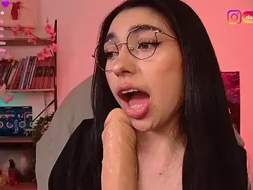 Sweet_Nyx  live sex cam