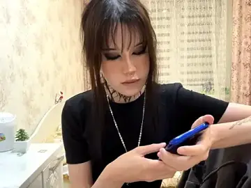 VoicingSeam  live sex cam