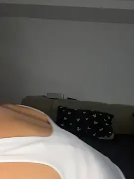 Alinanasstic  live sex cam