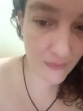 Bella_melada  live sex cam