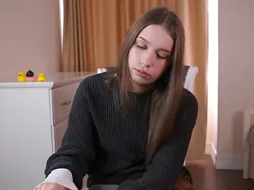 CarolaMolone  live sex cam