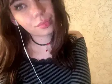 LaceyBatter  live sex cam
