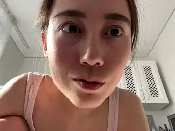 VickieTrudo  live sex cam