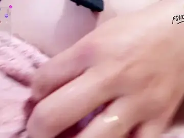 Aria_li  live sex cam