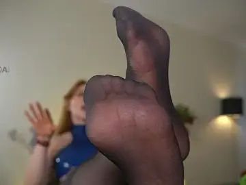 Missmarynow  live sex cam