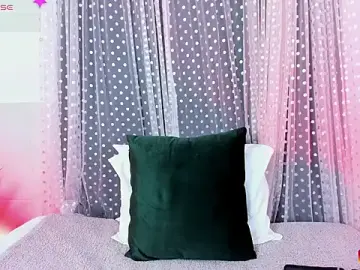 Pinky__bunny  live sex cam