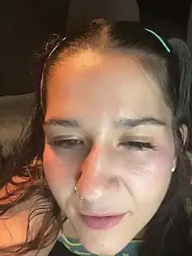 Rubbyyy_rain  live sex cam
