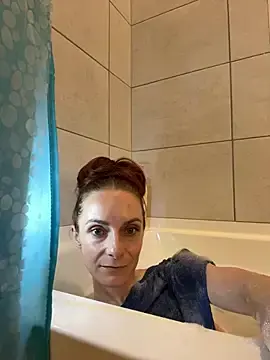Sweet_peaches_777  live sex cam