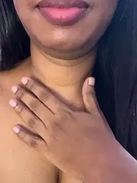 Tamil_Aarathi  live sex cam