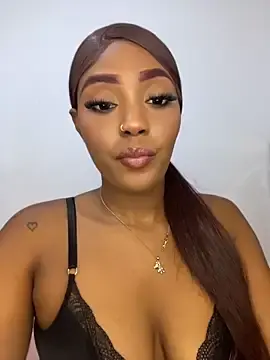 Zaracollins01  live sex cam