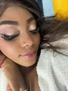 Zaracollins01  live sex cam