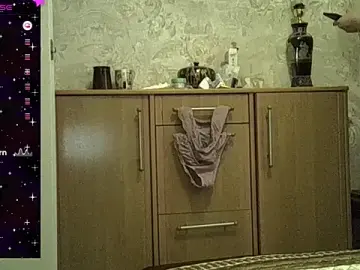 CurvyWild_Lady30  live sex cam