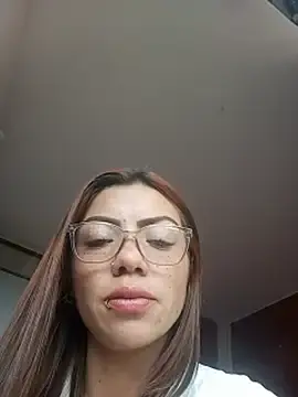 Elodie__a  live sex cam
