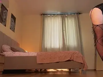 EsmaWonka  live sex cam