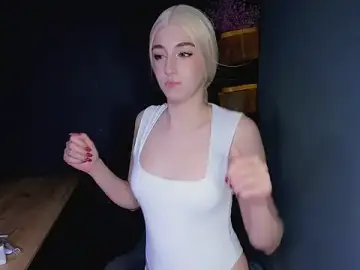 SassyOrbit  live sex cam