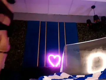 SuzanStacks  live sex cam