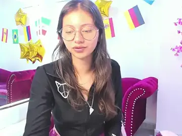 Vannia_t18  live sex cam