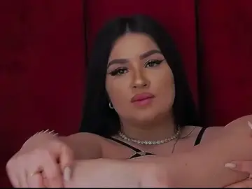 AdelynnReeds  live sex cam