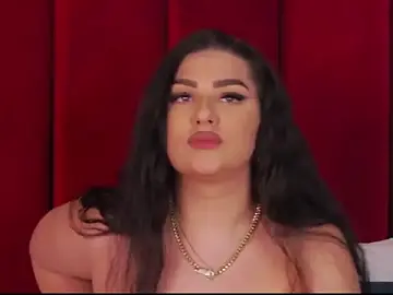 AdelynnReeds  live sex cam