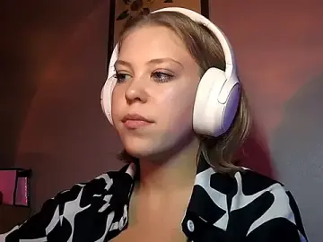 MarylnKrammes  live sex cam