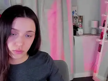 Sahara_Shields  live sex cam