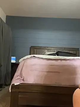 SaveSomeforSera  live sex cam