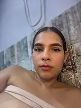 Valery_lux16  live sex cam