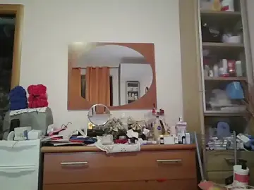 Chloebellami  live sex cam