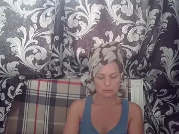 LindaStarS  live sex cam