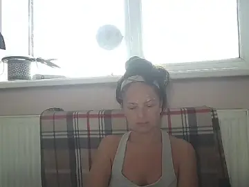 LindaStarS  live sex cam