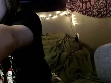 London_Ray  live sex cam