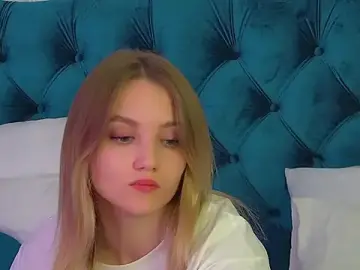StacyEvances  live sex cam