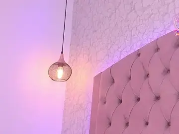 Saraa_joness_  live sex cam