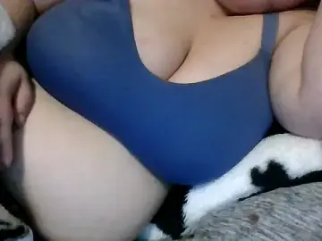 Sarahcakes223  live sex cam