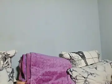Victora3  live sex cam