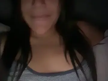 Watchyourbabe  live sex cam