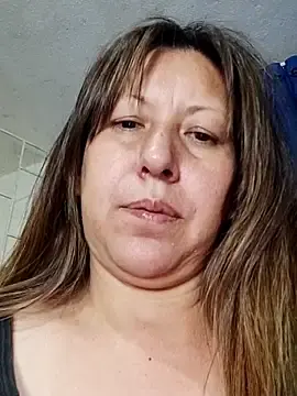 Evatoms37  live sex cam