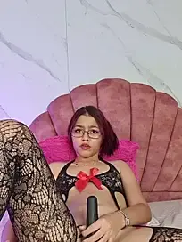 KiraKeyTeen  live sex cam