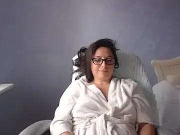 LuckyLisa23  live sex cam