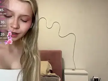 Maddnesrichy  live sex cam