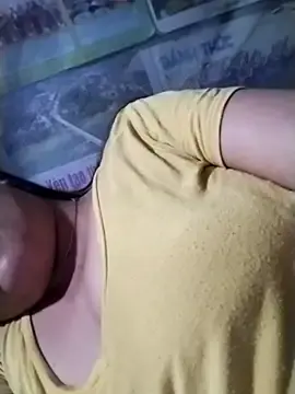 Min-in  live sex cam