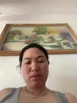 Nhung584  live sex cam