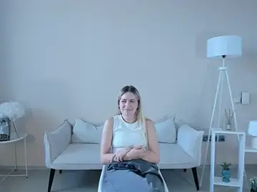 TierraStusse  live sex cam