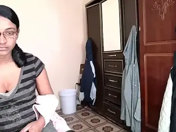 Indiansweetflava  live sex cam
