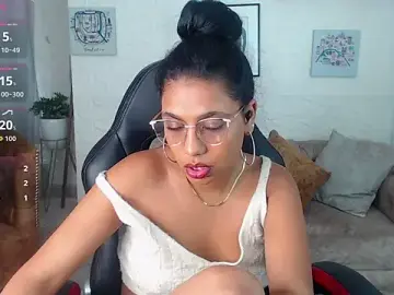 Luna_sweet_tk  live sex cam