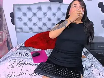 Zara_laurentt  live sex cam