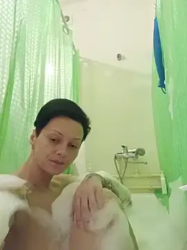 EhidnaLowq  live sex cam