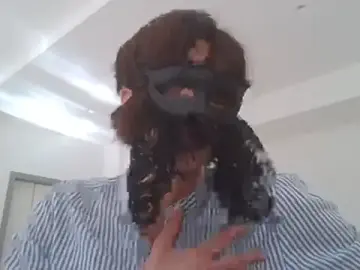 HelenTiAscolta  live sex cam