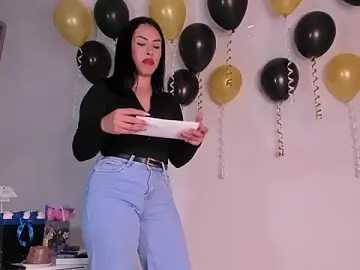 Maya_Bluee  live sex cam